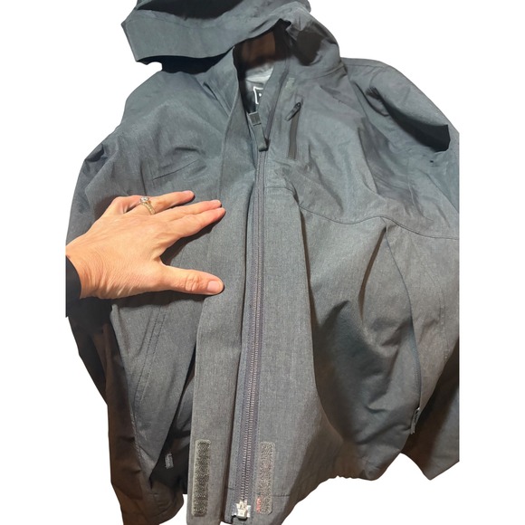 The North Face Futurelight Women's XL TG Gray Waterproof Hooded Jacket - Picture 12 of 12
